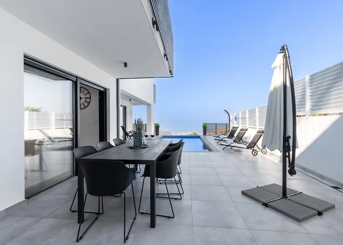 Villa Andro